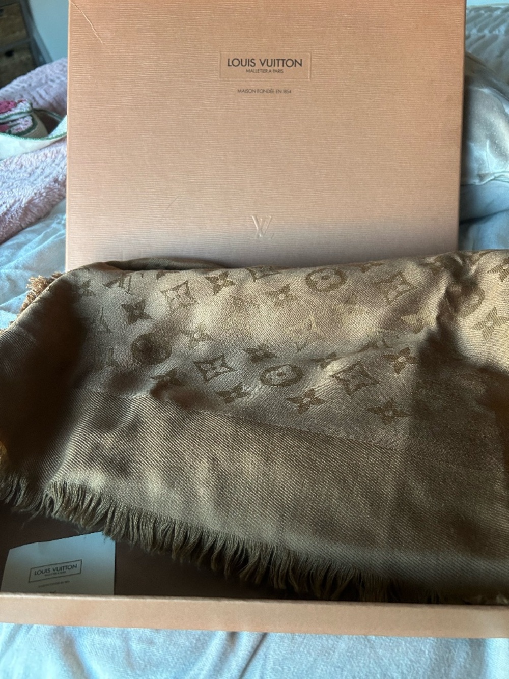 LV Shawl 100% Authentic